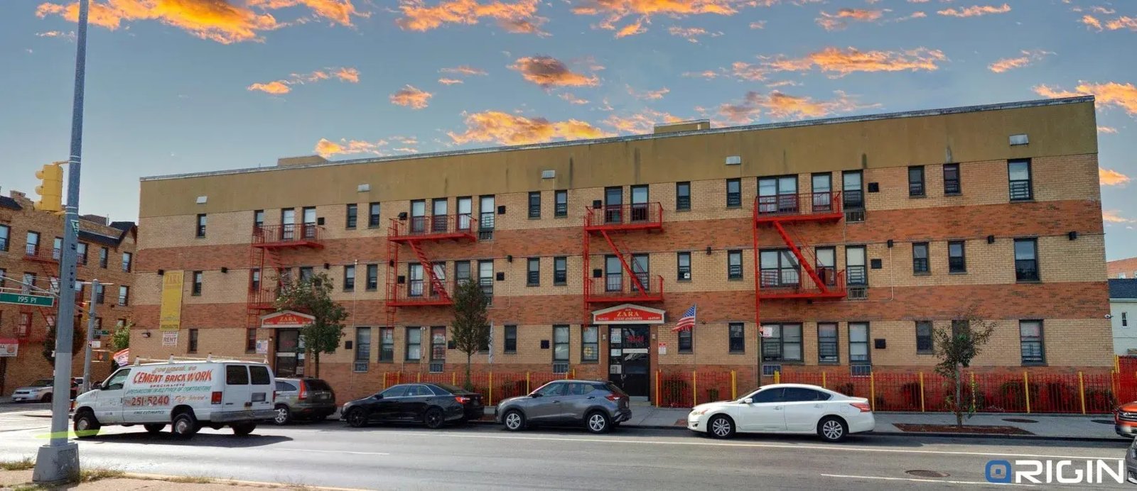 195-24 Jamaica Ave, Hollis